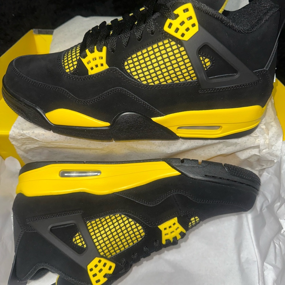 Jordan Athletic Shoes Black with Yellow Accents